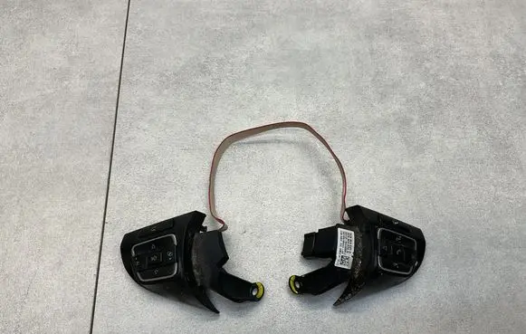 Volkswagen Sharan Steering wheel buttons/switches 3C8959537D