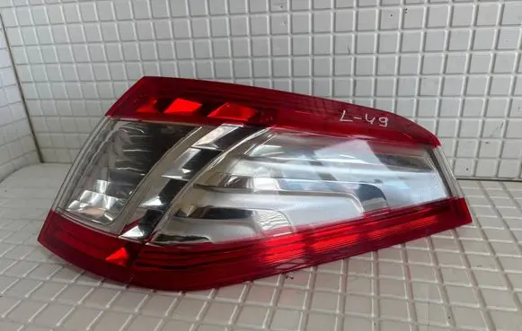 Peugeot 508 RXH Rear/tail lights 9686779680