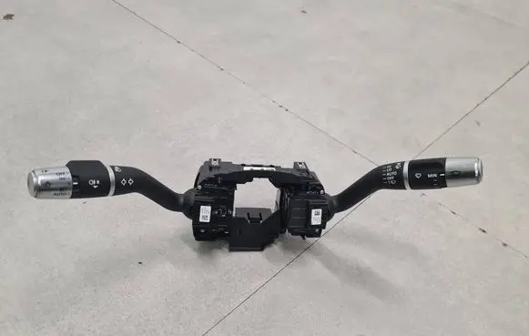 Jaguar I-Pace Wiper turn signal indicator stalk/switch M9R313N064DB 00530E 00534D