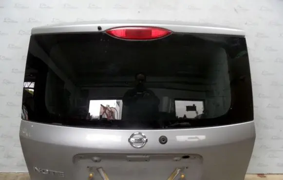 Nissan Note (E11) Tailgate/trunk/boot lid