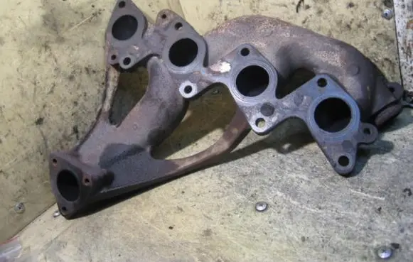 Mercedes-Benz A W168 Exhaust manifold A6881420101 MBA97049917TD