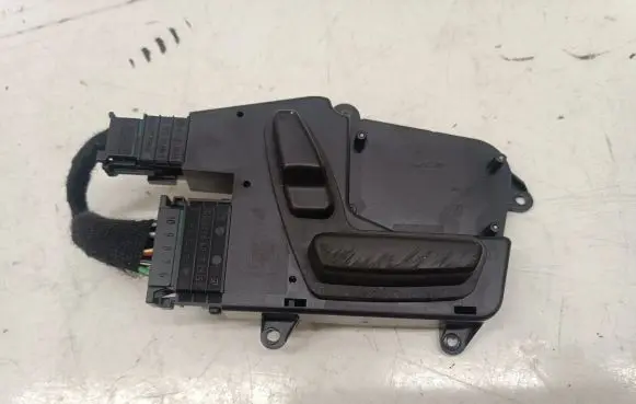 Mercedes-Benz R W251 Seat control switch A1648201410