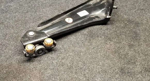 Citroen Berlingo Sliding door middle roller runner 9816965980