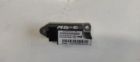 Mercedes-Benz E W210 Airbag deployment crash/impact sensor 0018205626