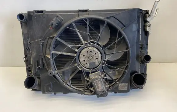 BMW 1 E81 E87 Radiator set 7801993 7561711 1137328144
