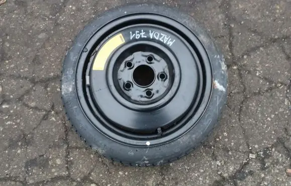 Mazda 3 I R15 spare wheel 