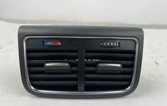 Audi Q5 SQ5 Rear air vent grill 8K0819203D