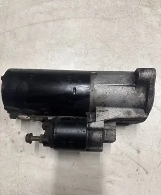 Volkswagen PASSAT B5.5 Starter motor 