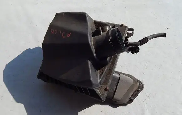 Opel Astra J Air filter cleaner box bracket assembly 