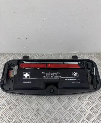 BMW 5 E60 E61 Tool box 6761420 15361710