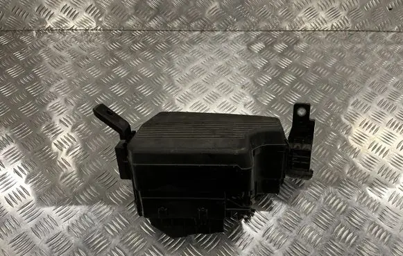 Mazda CX-5 II Fuse box cover PU13398