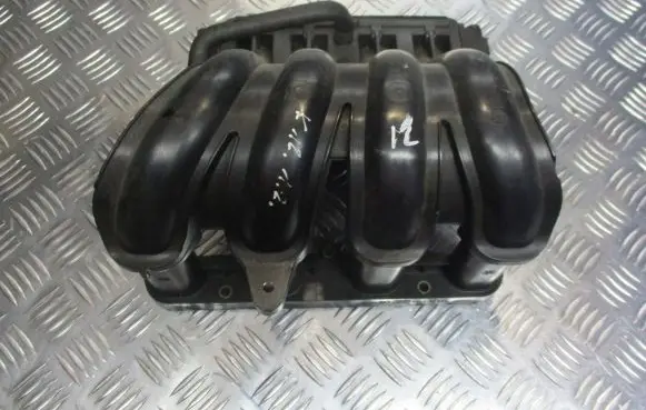 Nissan Micra Intake manifold