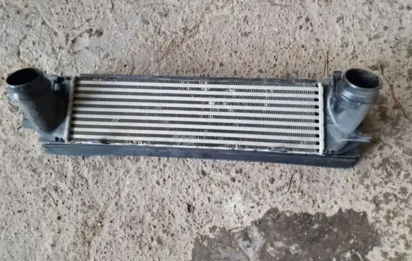 BMW X1 E84 Intercooler radiator 7600530