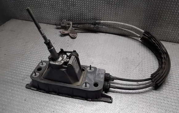 Volkswagen Eos Gear shifter/selector 1K0711049AT