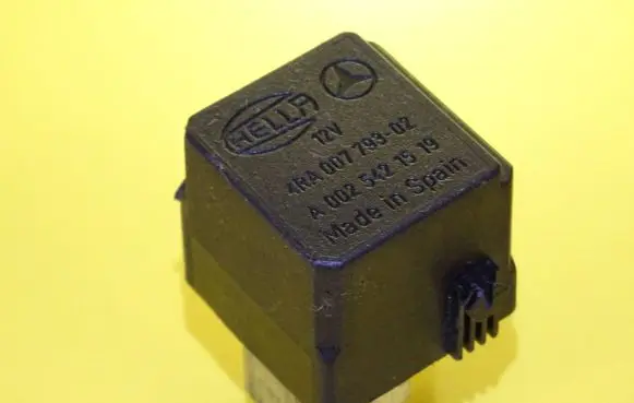 Mercedes-Benz ML W163 Other relay A0025421519