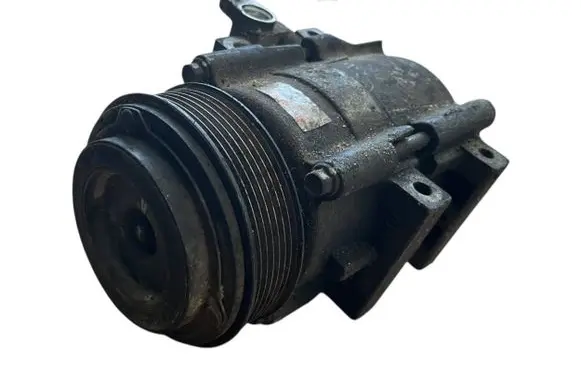 KIA Sorento Air conditioning (A/C) compressor (pump) 977013E350
