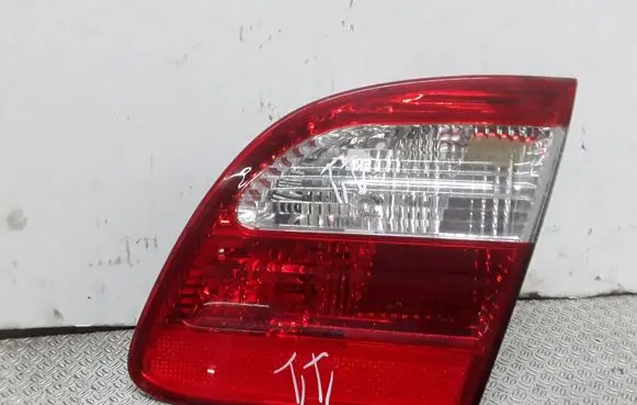 Mercedes-Benz E W211 Tailgate rear/tail lights A2118201464