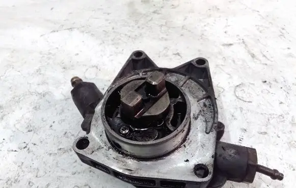 Chevrolet Captiva Vacuum pump 9140307520 96440320