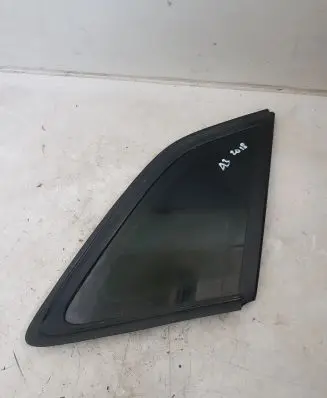 Audi A3 S3 8V Side middle window/glass 8V4845300