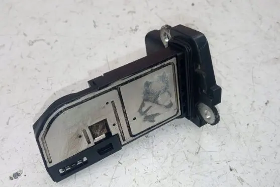 Ford Focus Mass air flow meter 12B579