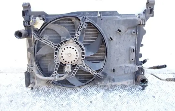 Opel Corsa E Coolant radiator 560961104 13428114 CD176003