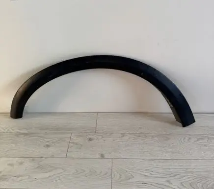 Volvo C30 Front arch trim 31283124