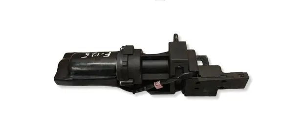 Renault Vel Satis Tailgate/trunk/boot lock/catch/latch 8200014027