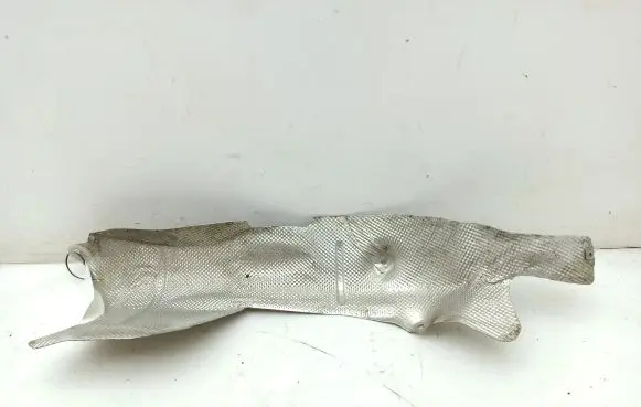 Mercedes-Benz R W251 Exhaust heat shield A2516820371