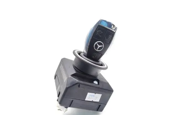 Mercedes-Benz E C207 W207 Ignition lock A2075450108