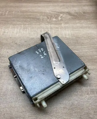 Volvo S70 V70 V70 XC Engine control unit/module ECU P09183993 0281001802