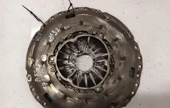 Opel Astra J Pressure plate 