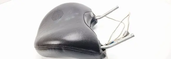 Volvo V70 Front seat headrest 8633633