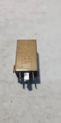 BMW 5 E39 Other relay 8384505 V23141B3001315