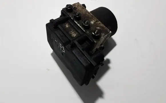 Nissan Primera ABS Pump 0265800334 38808g0069