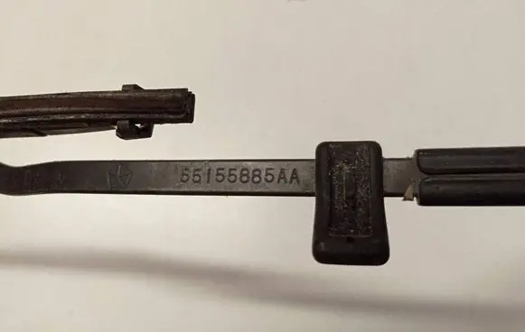 Jeep Cherokee Rear wiper blade arm 55155885AA