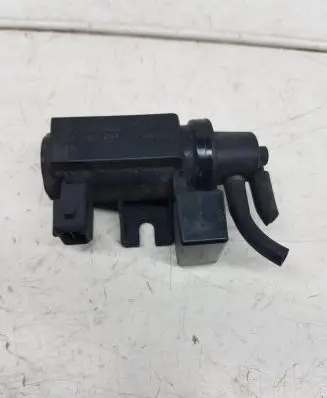 BMW 5 E60 E61 Turbo solenoid valve 7796634 06T023 70057900
