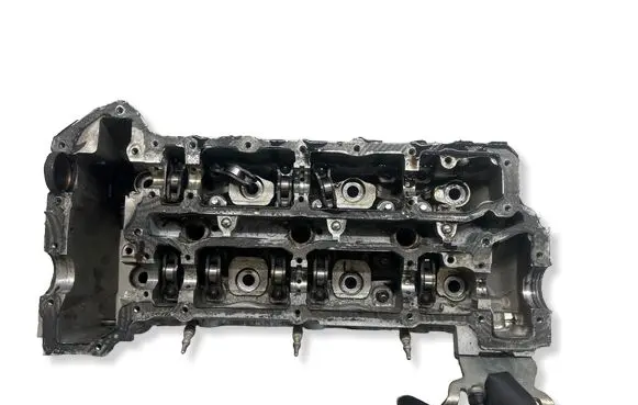 Mercedes-Benz ML W164 Engine head A642010982015500 A6420109820 1H0790500
