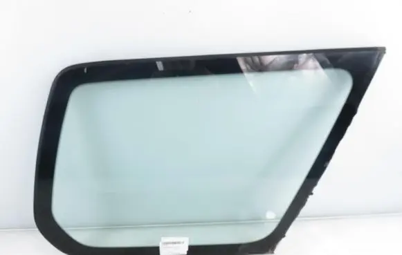 Subaru Forester SG Rear side window