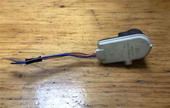 Ford Transit - Tourneo Connect Headlight level adjustment motor XC1X13K198AA
