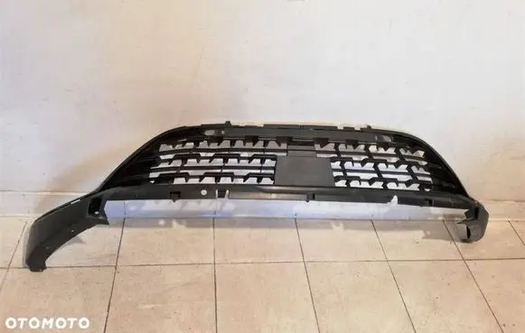 Renault Captur Front bumper lower grill 620260503R