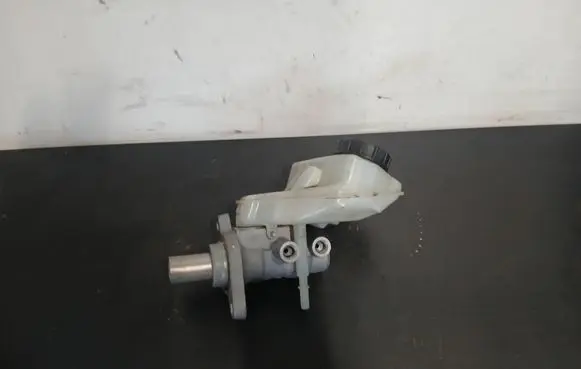 Volvo V70 Master brake cylinder 03350885561