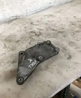 Infiniti Q50 Engine mounting bracket A6510940039