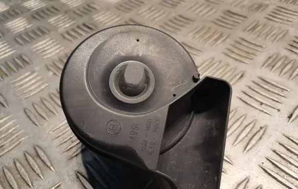 Mercedes-Benz E W211 Horn signal