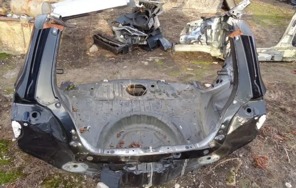 Mitsubishi Space Star Rear bodywork 