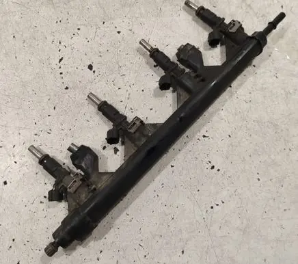 Peugeot 207 Fuel injection system set V7575645