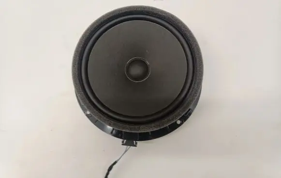 Audi A6 S6 C8 4K Front door speaker 4K0035415