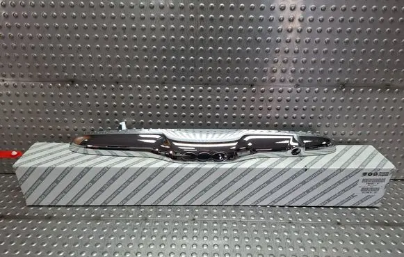 Fiat 500 Trunk door license plate light bar S26337885 0735516207