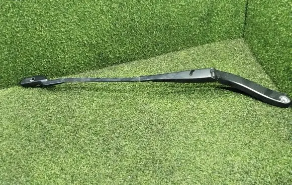 Nissan NV300 Front wiper blade arm 288810103R 97036203 93667986