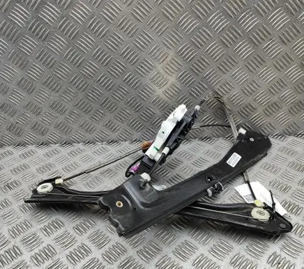 Volkswagen Jetta VI Front door electric window regulator 5C6837461E 3C0959792B