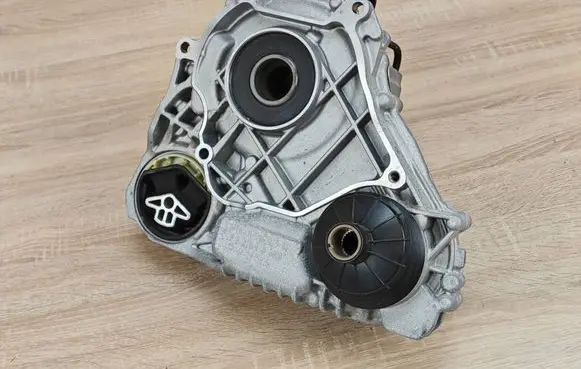 BMW 4 G22 G23 G24 G26 Gearbox transfer box case 9469019 7889033 8686667